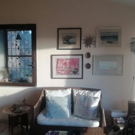 스틴티노 Sa Domo De Afra B&B 외부 사진